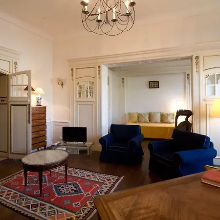 Apartman Unique Type Haussmanien - Centre *